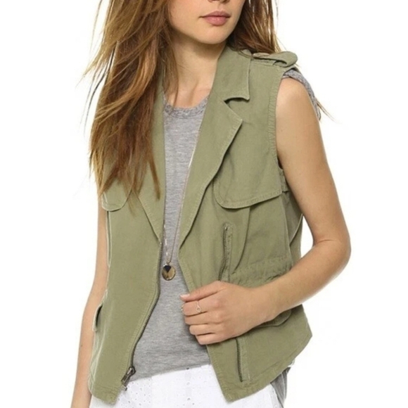 Madewell Jackets & Blazers - 🔥Madewell Green Modern Safari Utility Vest, Asymmetrical Zip A5049, Size S